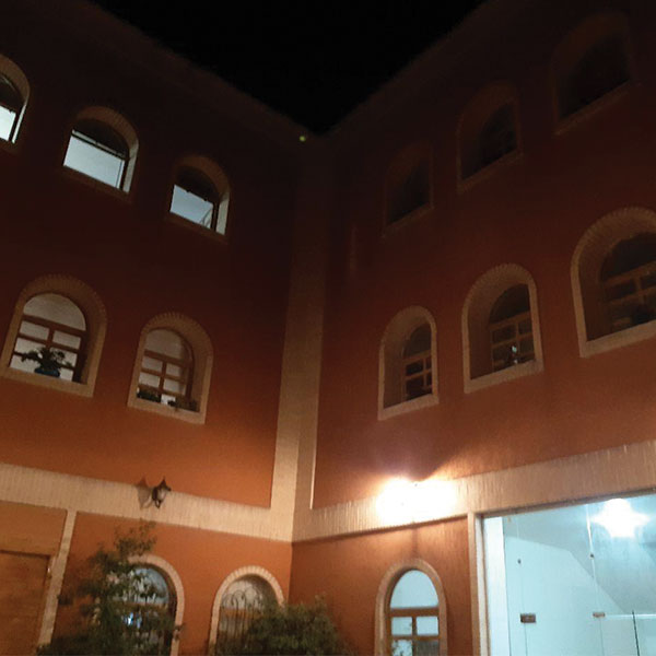 خیابان دقیقی