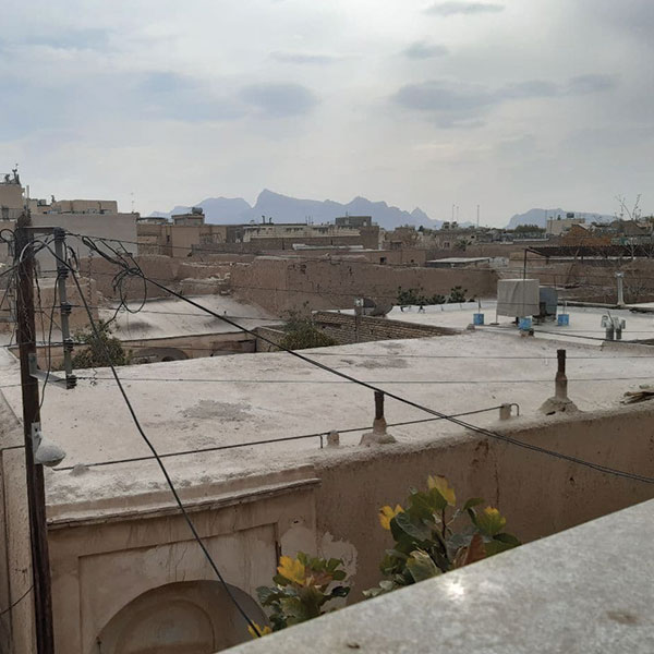 خیابان نشاط